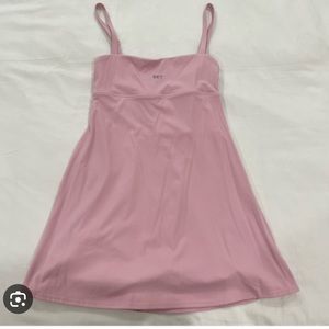 Gently used set active dress